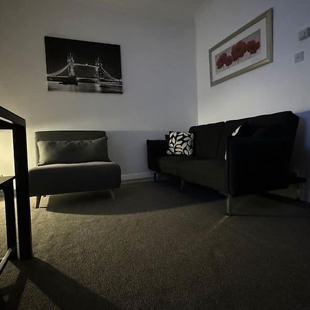 Апартаменты Flat In The Heart Of Camden Town Лондон Экстерьер фото